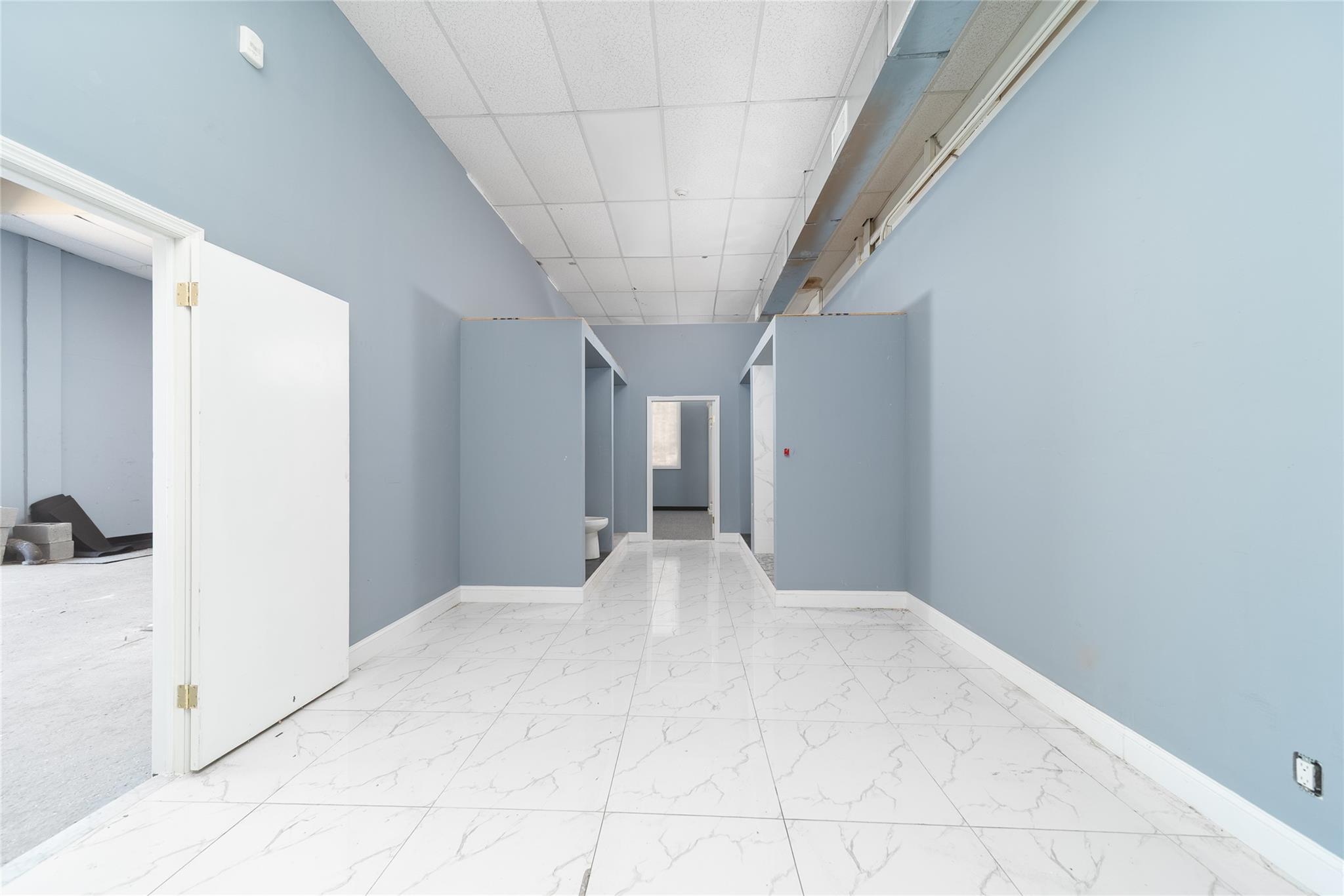 #12 photo, 254 E Jericho Turnpike, ナッソー郡 Mineola , NY 11501