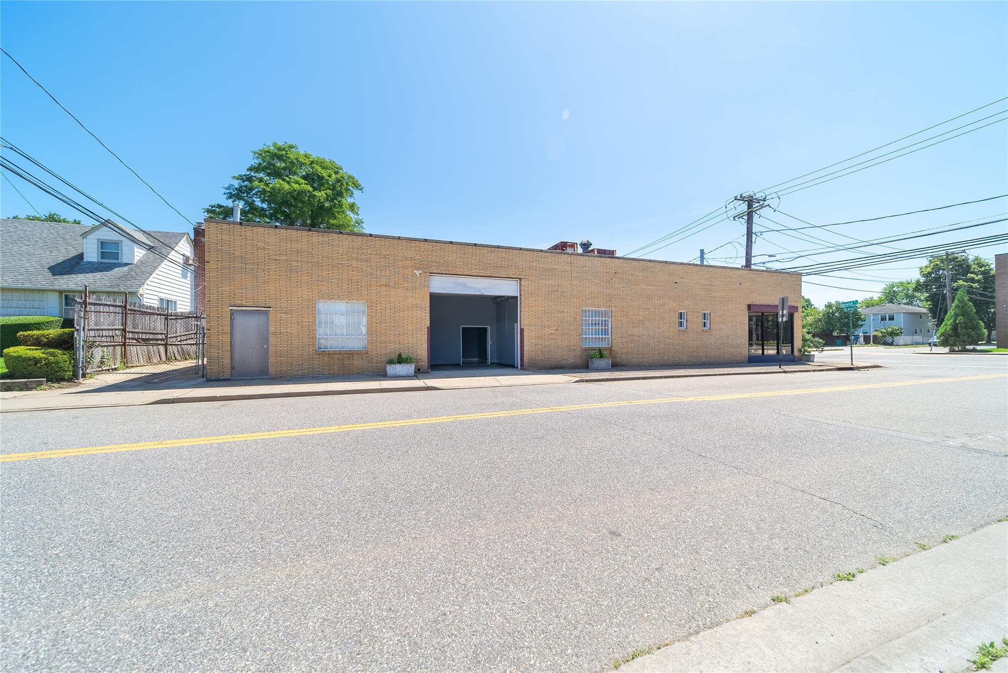 #14 photo, 254 E Jericho Turnpike, ナッソー郡 Mineola , NY 11501