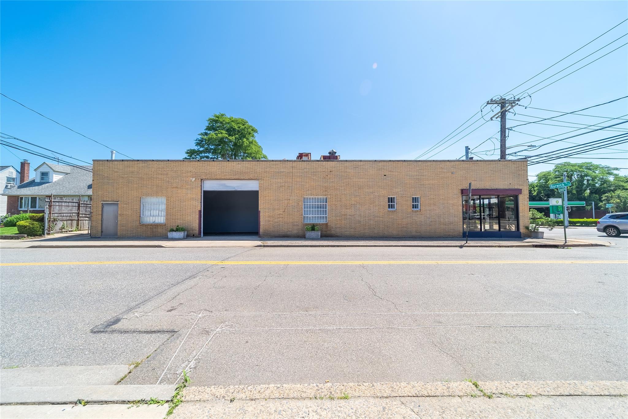 #15 photo, 254 E Jericho Turnpike, ナッソー郡 Mineola , NY 11501