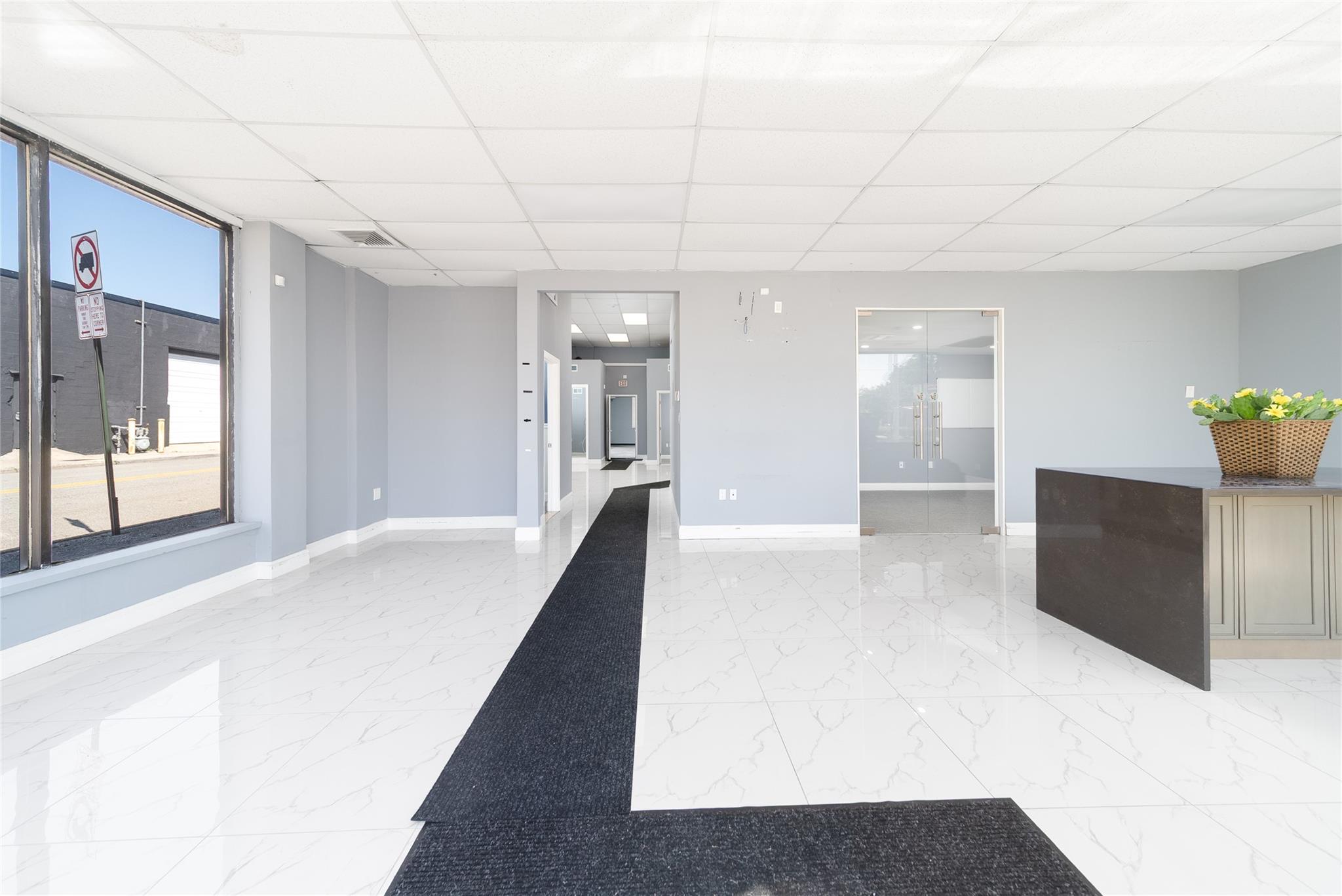 #2 photo, 254 E Jericho Turnpike, ナッソー郡 Mineola , NY 11501