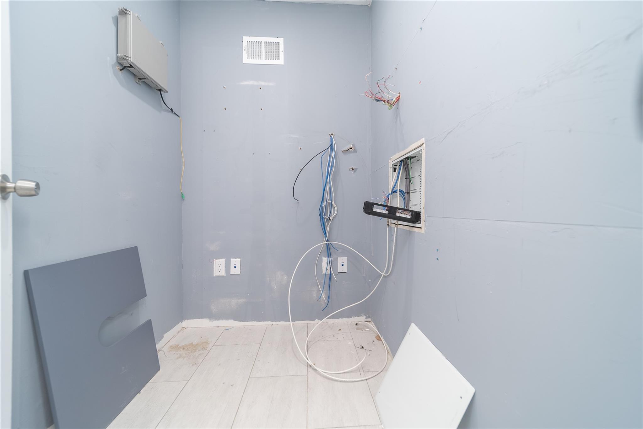 #9 photo, 254 E Jericho Turnpike, ナッソー郡 Mineola , NY 11501