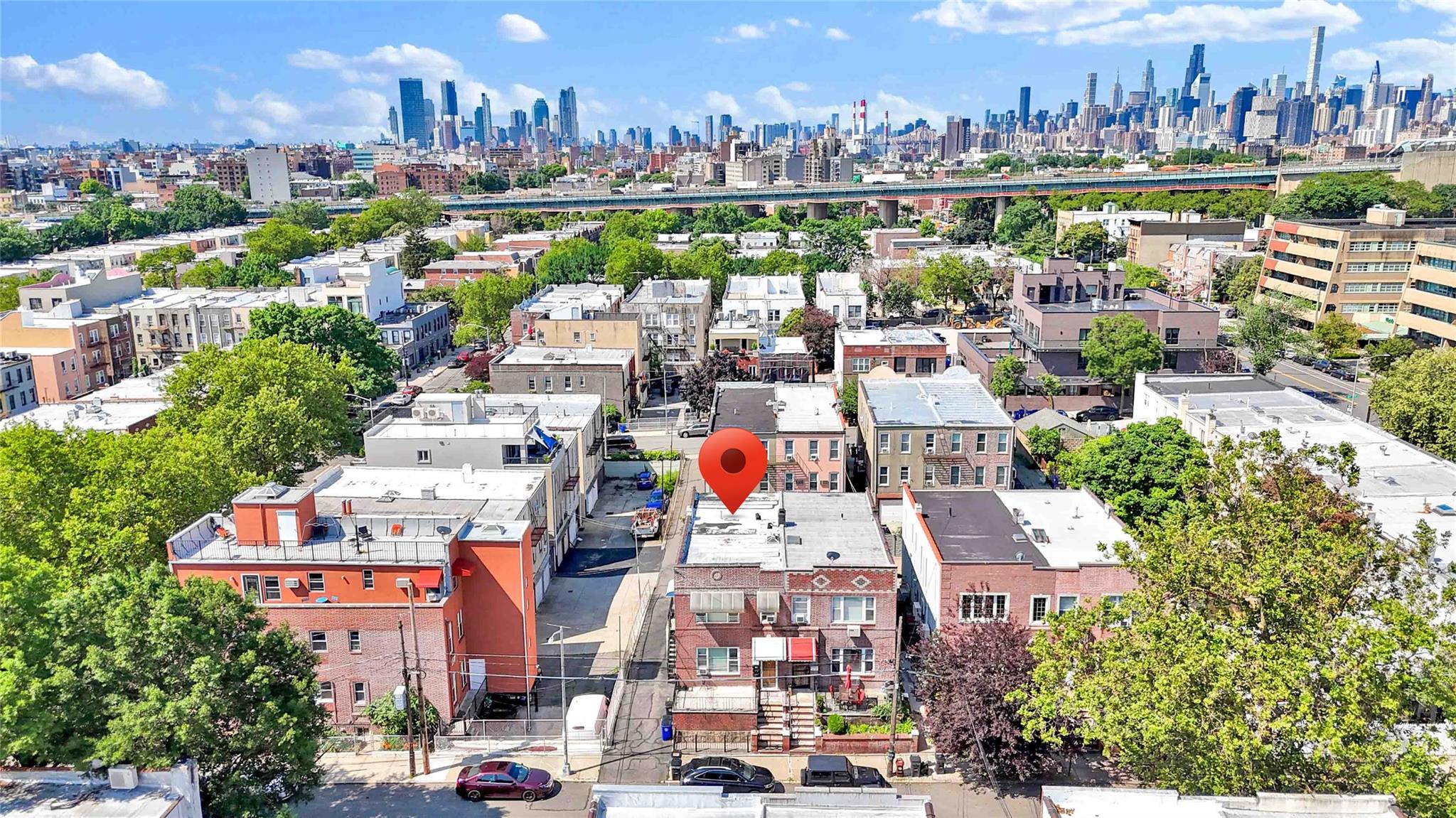 #16 photo, 2120 23rd Drive, クイーンズ区 Astoria , NY 11105