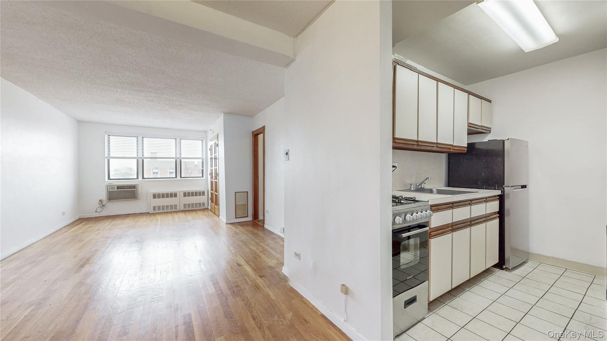 #2 photo, 8420 153rd Avenue, クイーンズ区 Howard Beach , NY 11414