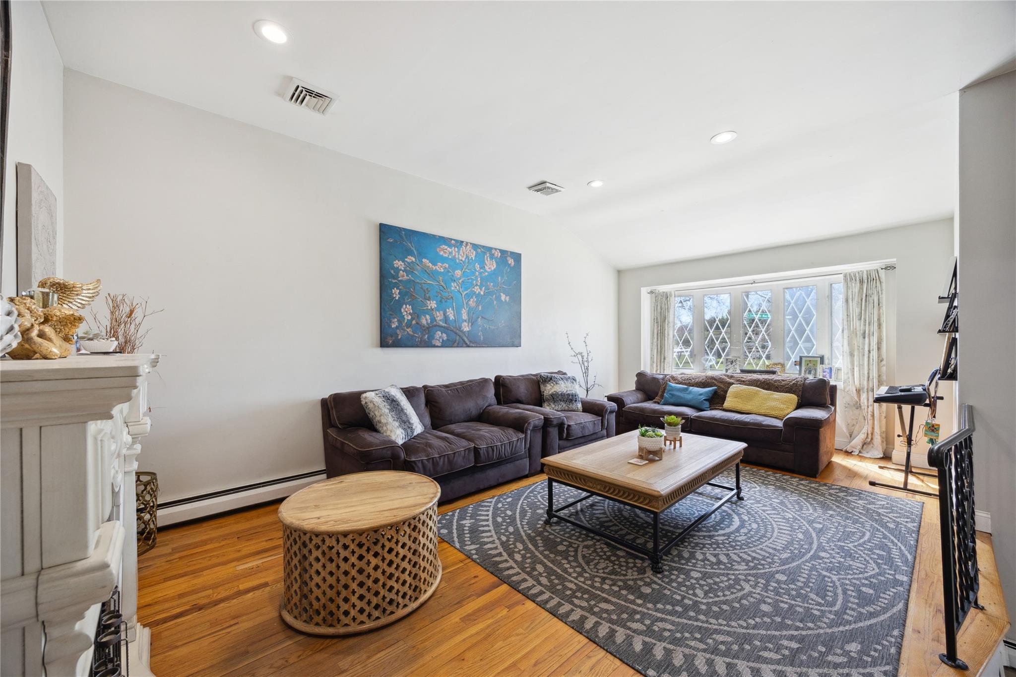 #10 photo, 2701 S Seamans Neck, 長島 Seaford , NY 11783