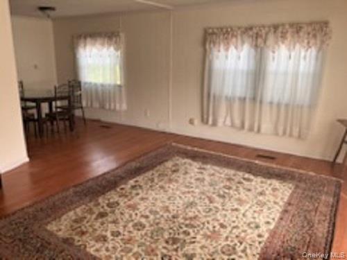 #1 photo, 1661 Old Country Road, Riverhead , NY 11901