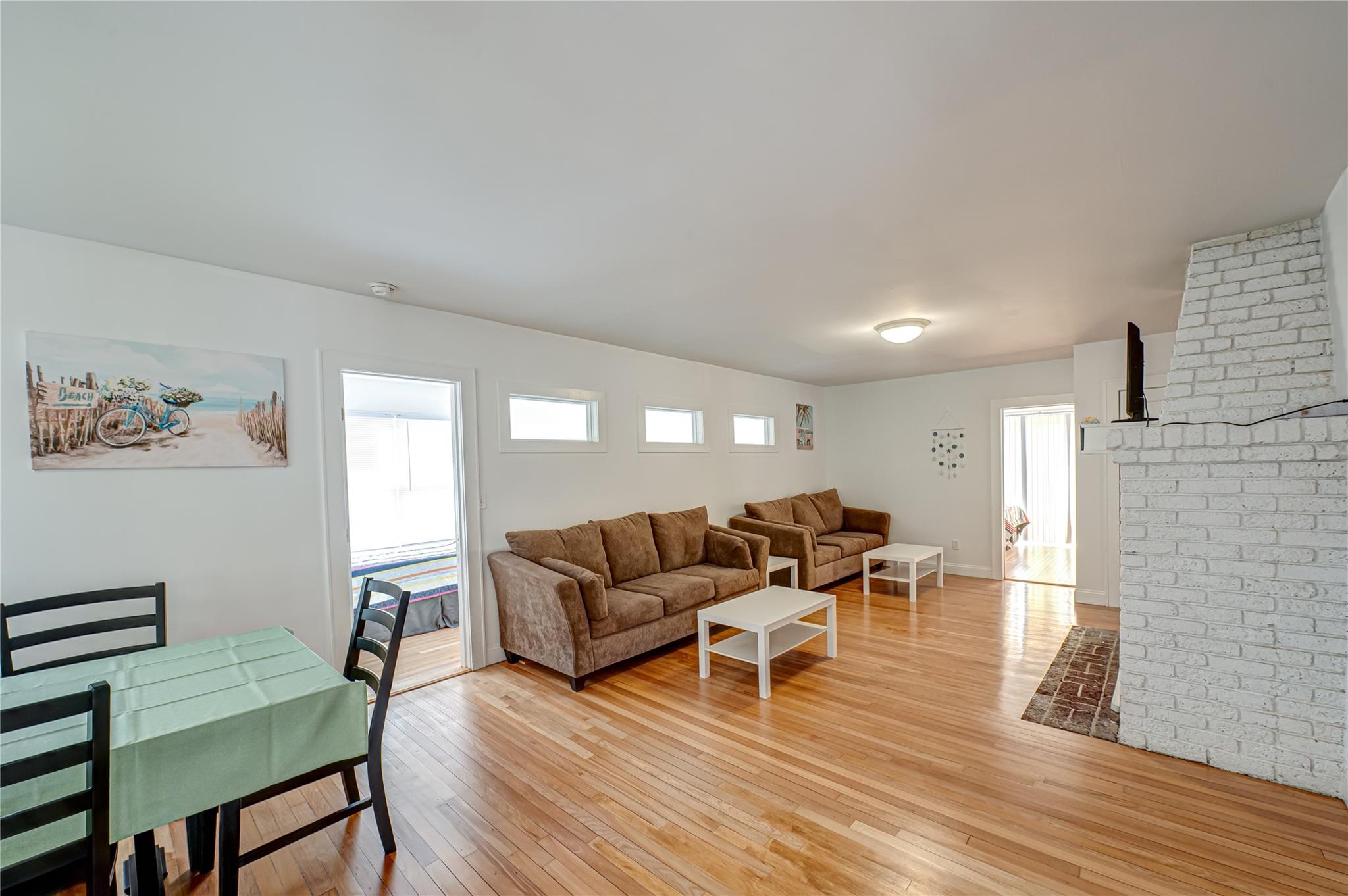 #3 photo, 125 Oak Street, サフォーク郡 Kismet , NY 11706