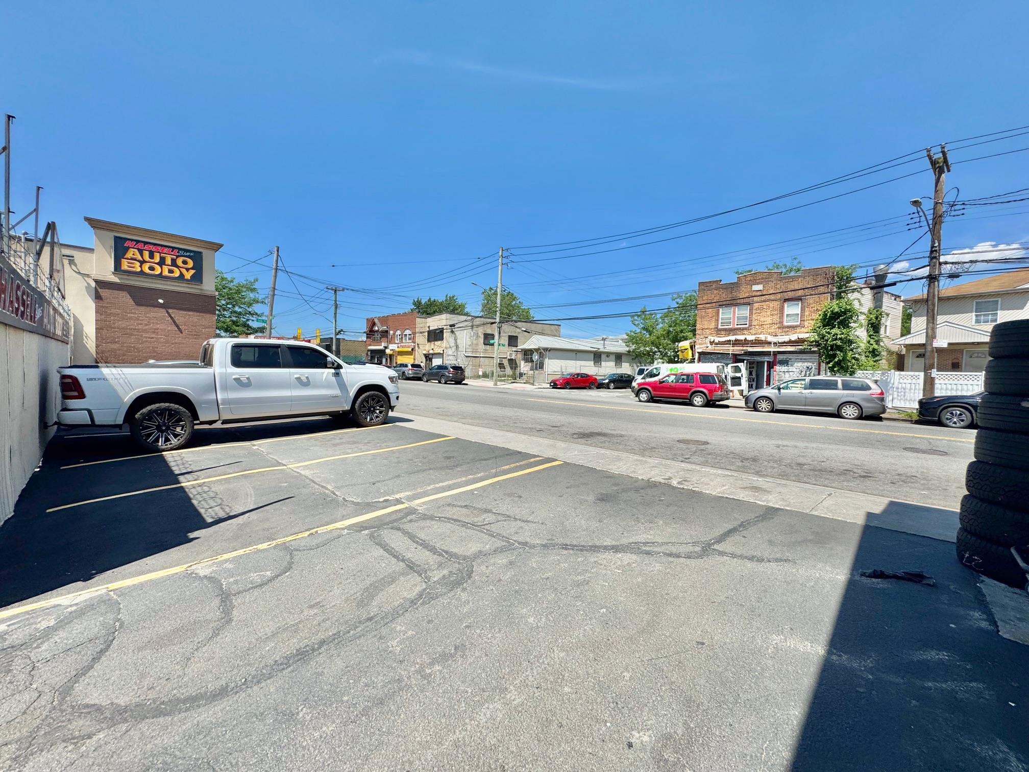 #13 photo, 146-10 +16+20 Guy R Brewer Boulevard, クイーンズ区 Jamaica , NY 11434