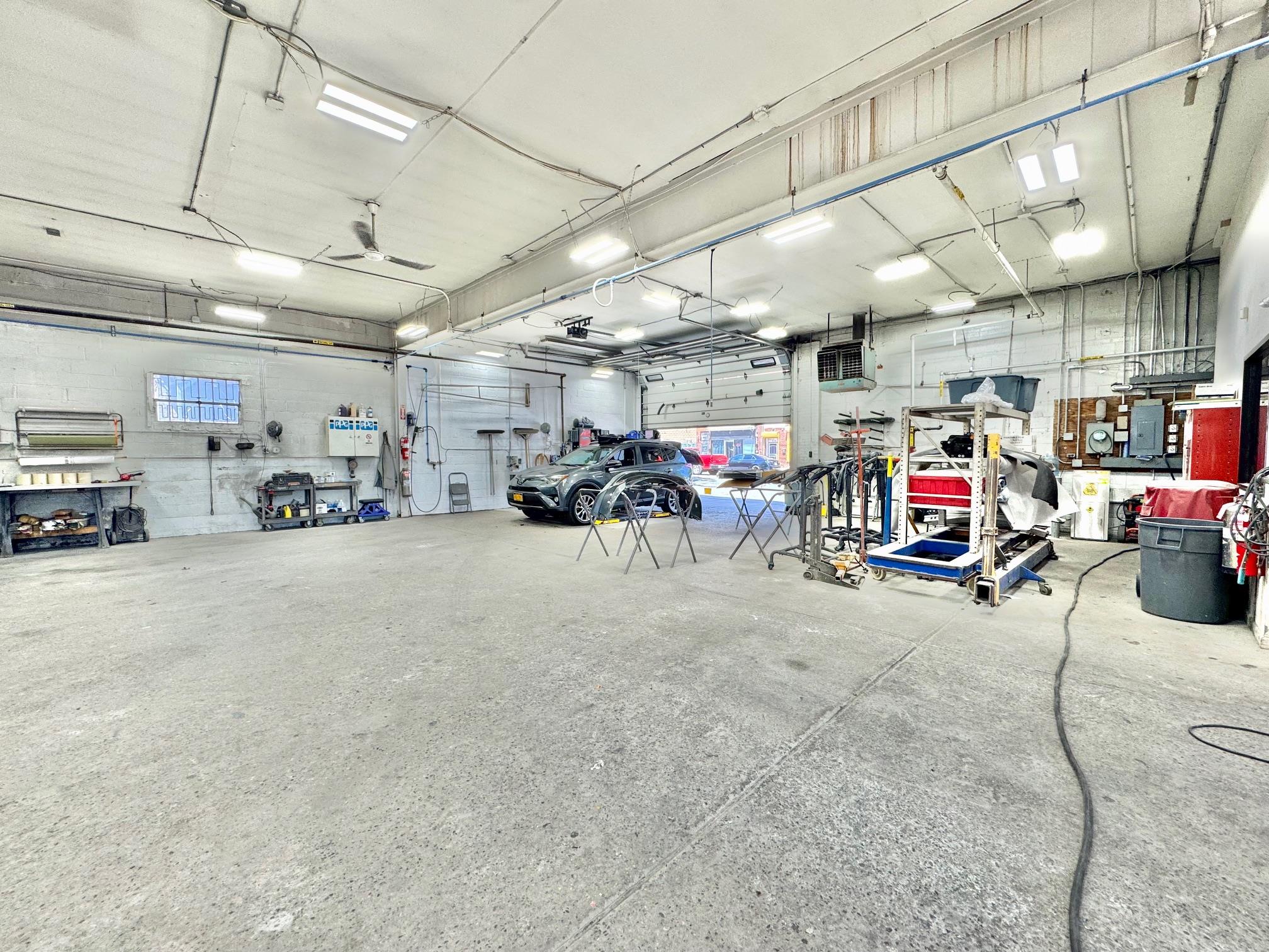 #4 photo, 146-10 +16+20 Guy R Brewer Boulevard, クイーンズ区 Jamaica , NY 11434