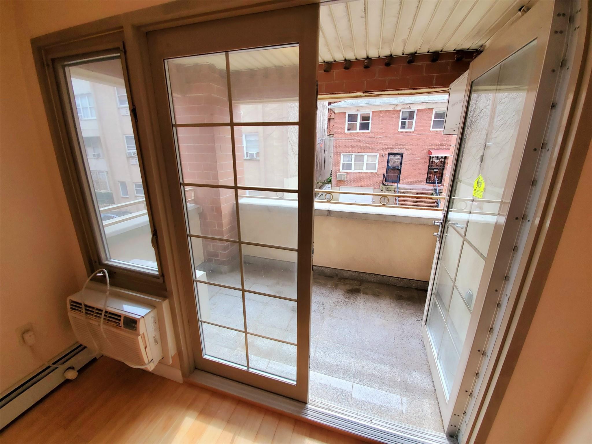 #19 photo, 83-75 117th Street, クイーンズ区 Kew Gardens , NY 11418