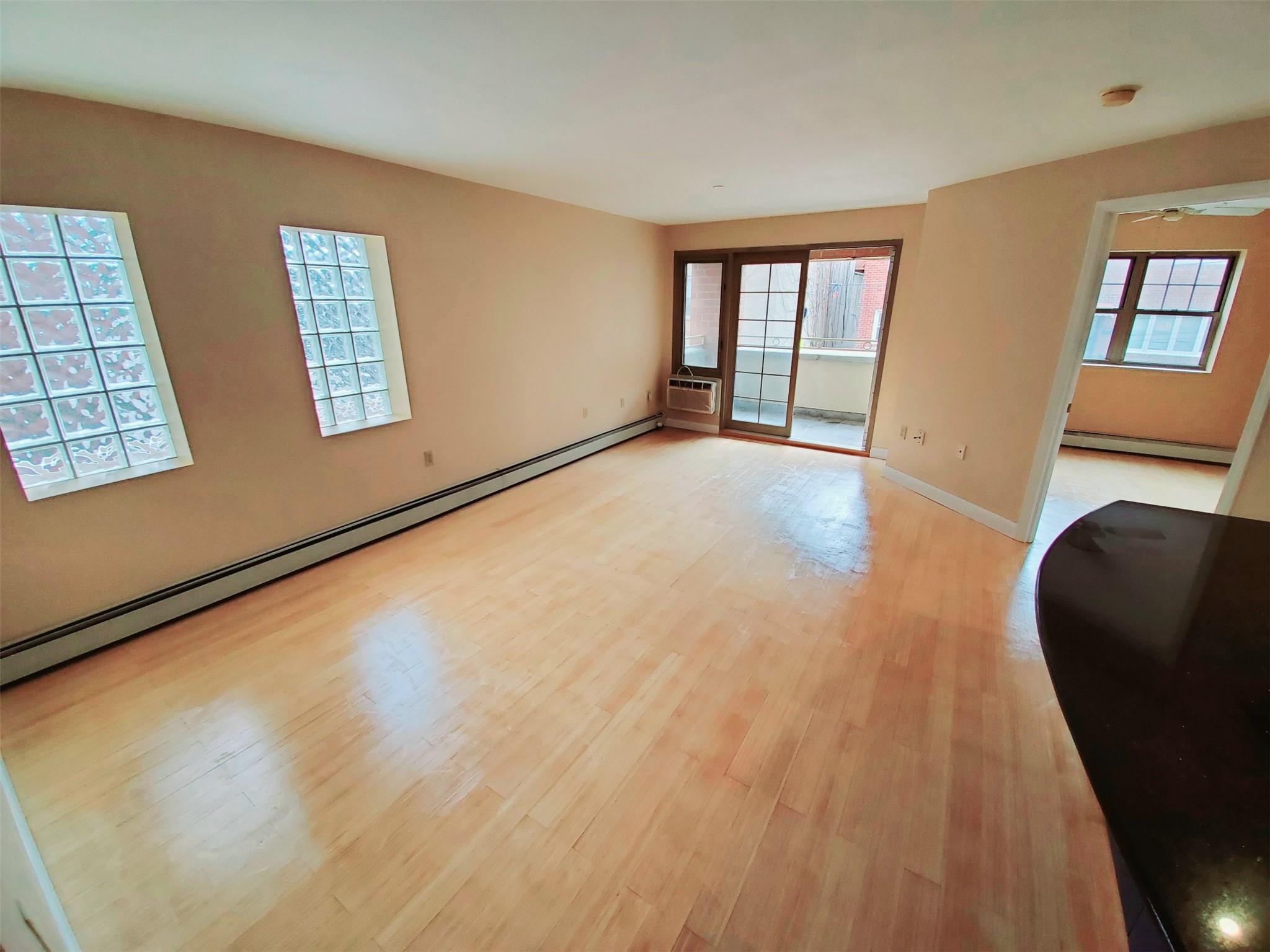 #9 photo, 83-75 117th Street, クイーンズ区 Kew Gardens , NY 11418