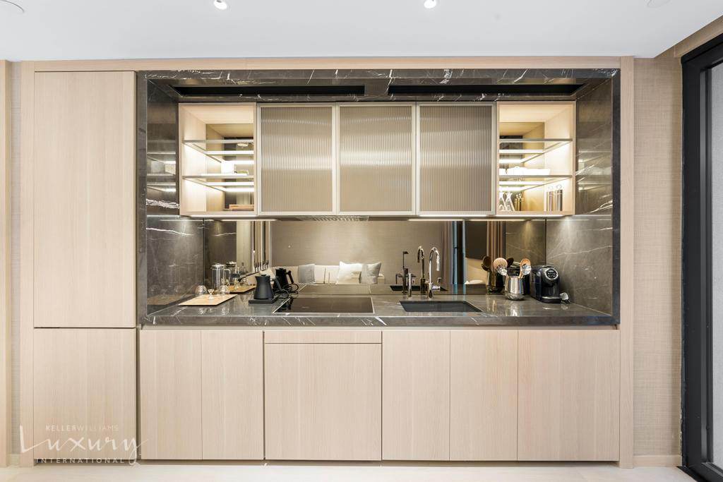 #6 photo, New York City, Midtown , NY 10022