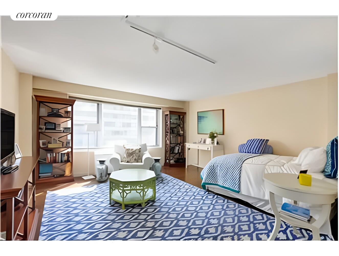 #3 photo, 220 E 60TH Street, マンハッタン Lenox Hill , NY 10022