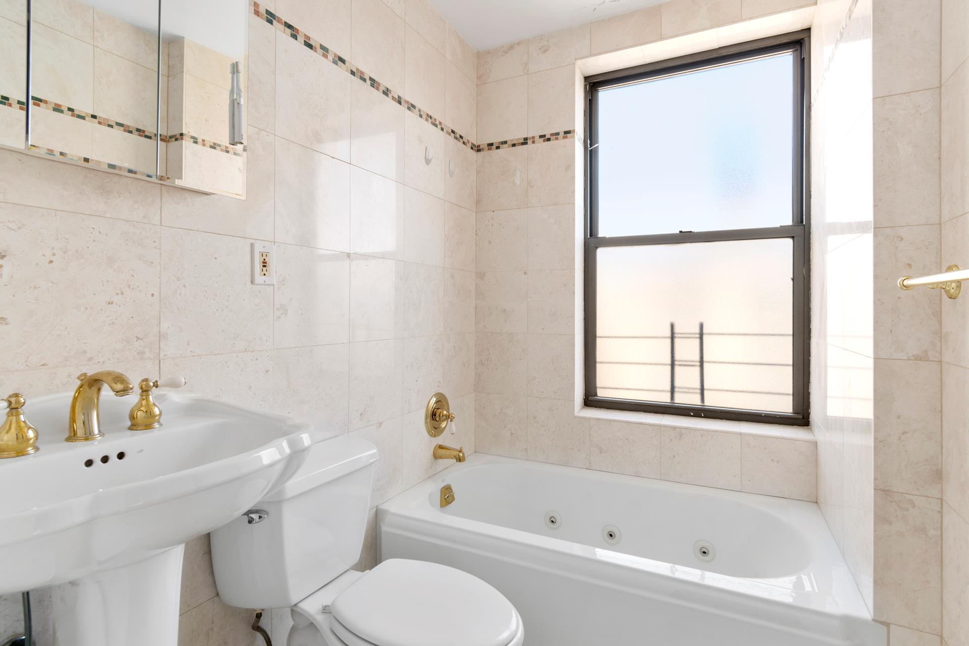 #11 photo, 327 CENTRAL Park W, マンハッタン Upper West Side , NY 10025