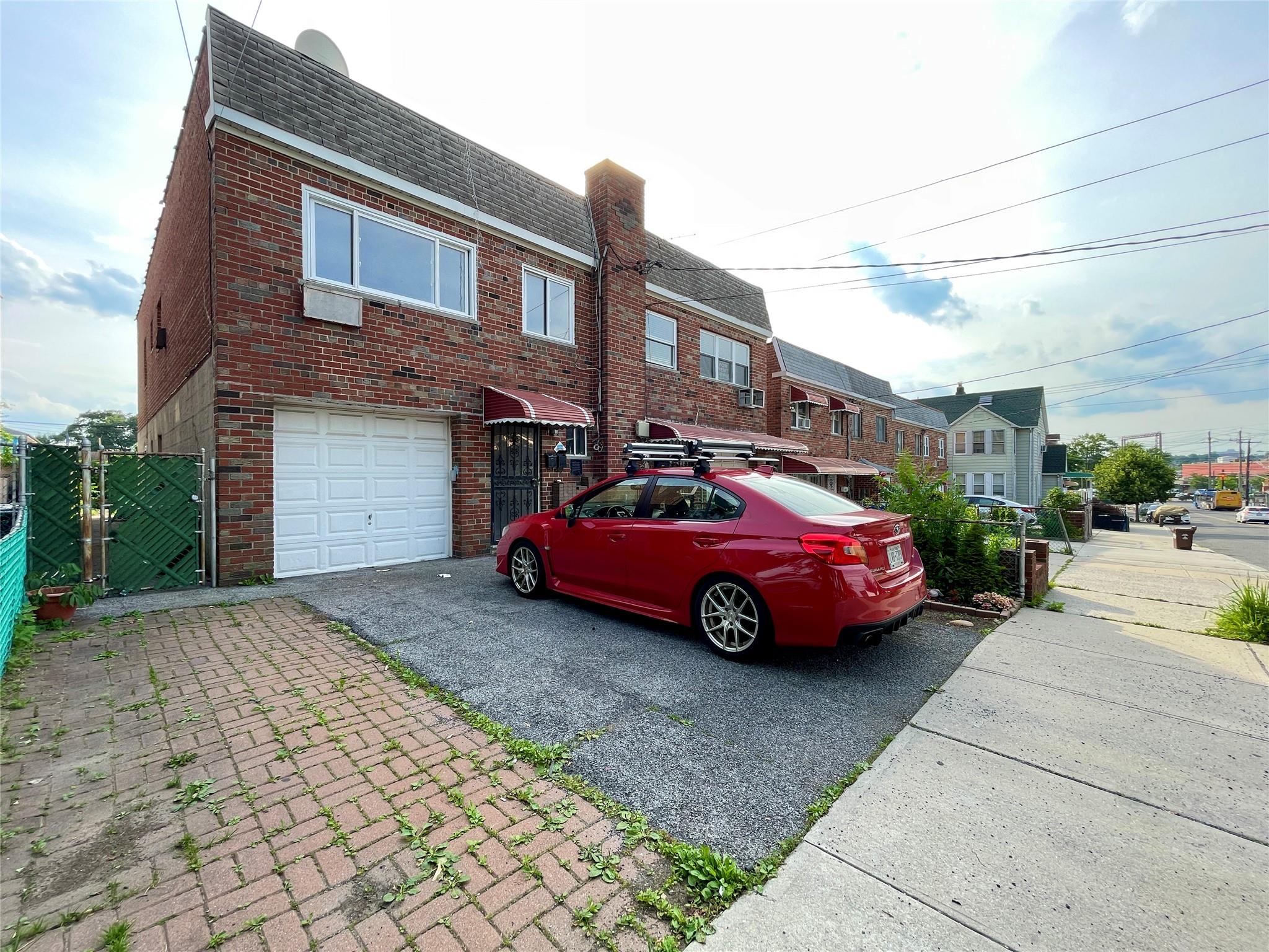 #1 photo, 3541 Ropes Avenue, برونكس Bronx , NY 10475