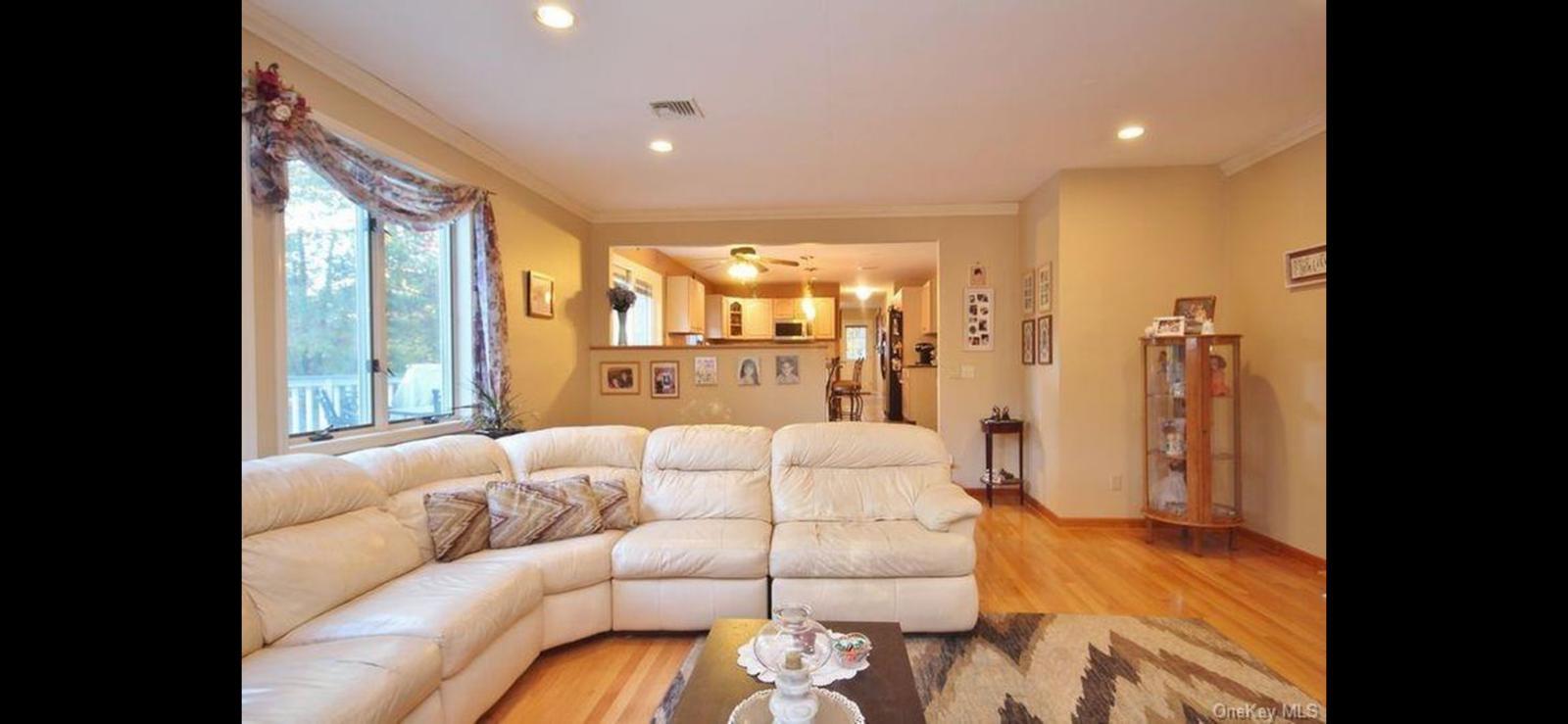 #4 photo, 15 Ryder Court, Stony Point , NY 10980