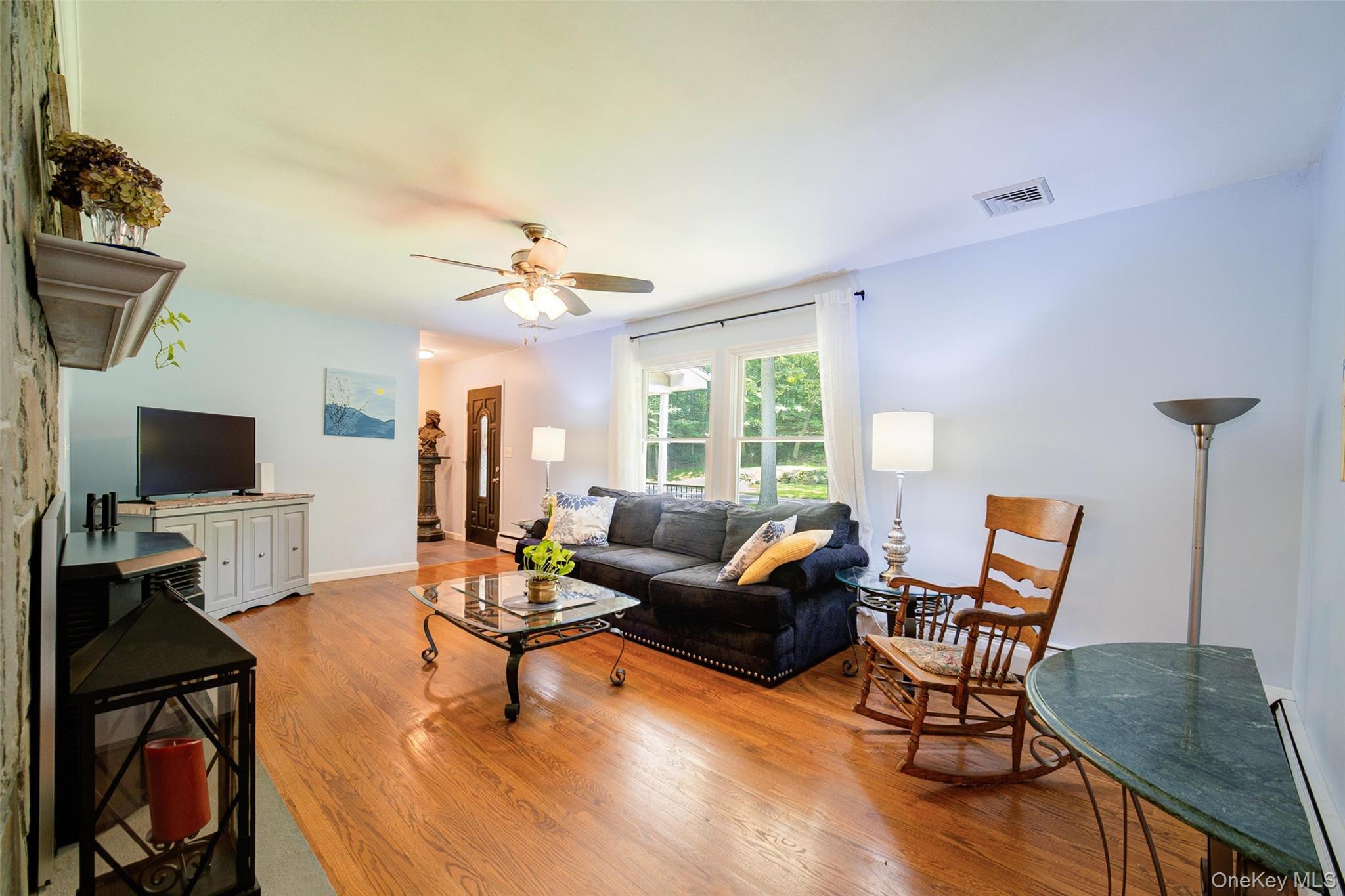 #7 photo, 35 Wildwood Drive, Poughkeepsie , NY 12603