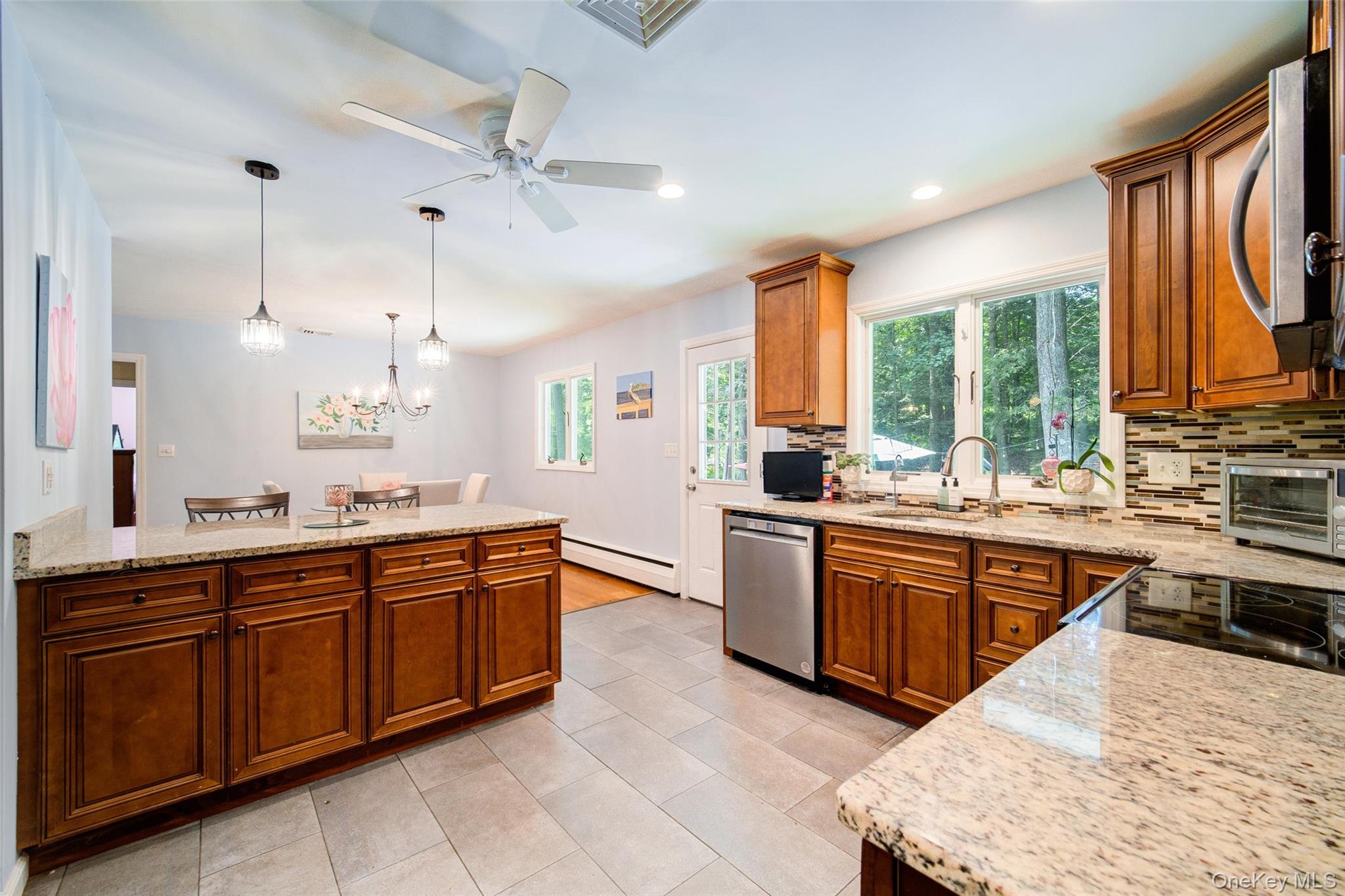 #9 photo, 35 Wildwood Drive, Poughkeepsie , NY 12603