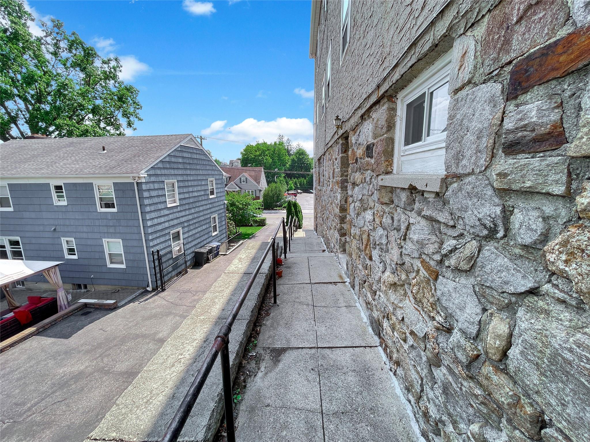 #5 photo, 25 Fremont Street, Harrison , NY 10528