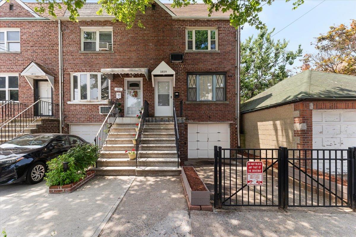 #1 photo, 1859 Hone Avenue, 布朗士 Bronx , NY 10461