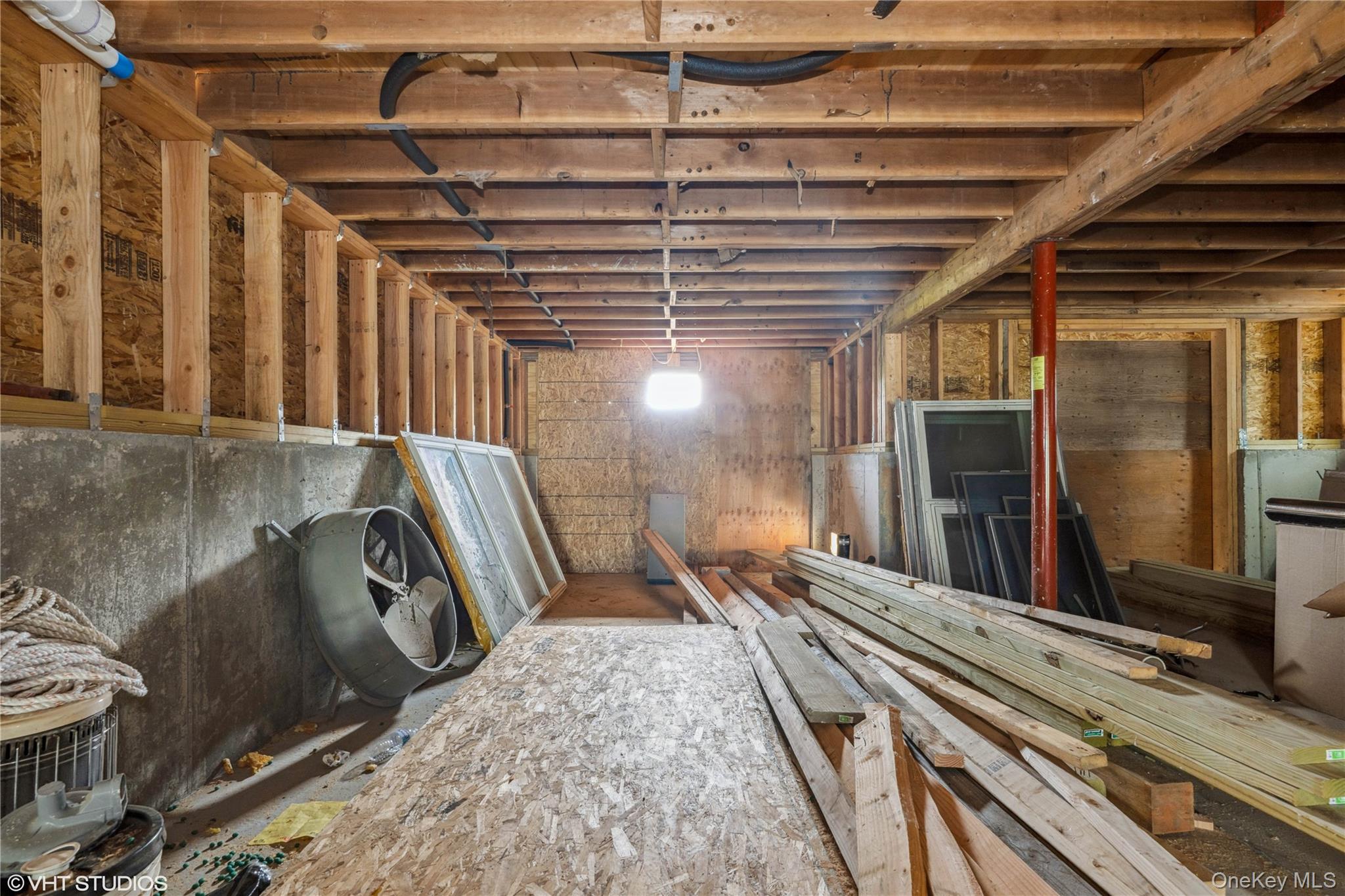 #13 photo, 750 Shore Walk, サフォーク郡 Lindenhurst , NY 11757