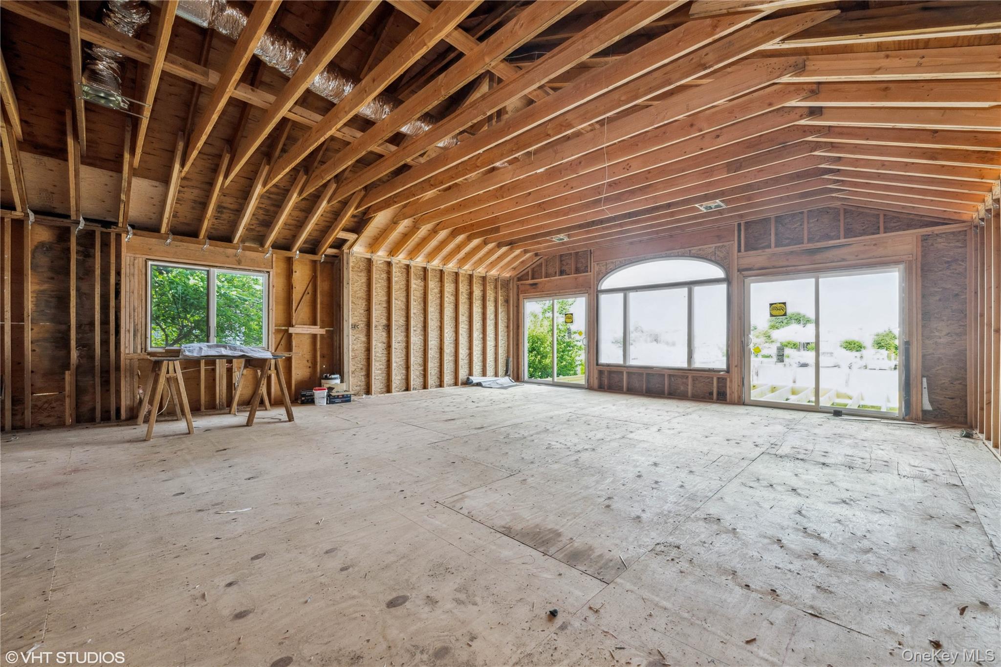 #4 photo, 750 Shore Walk, サフォーク郡 Lindenhurst , NY 11757