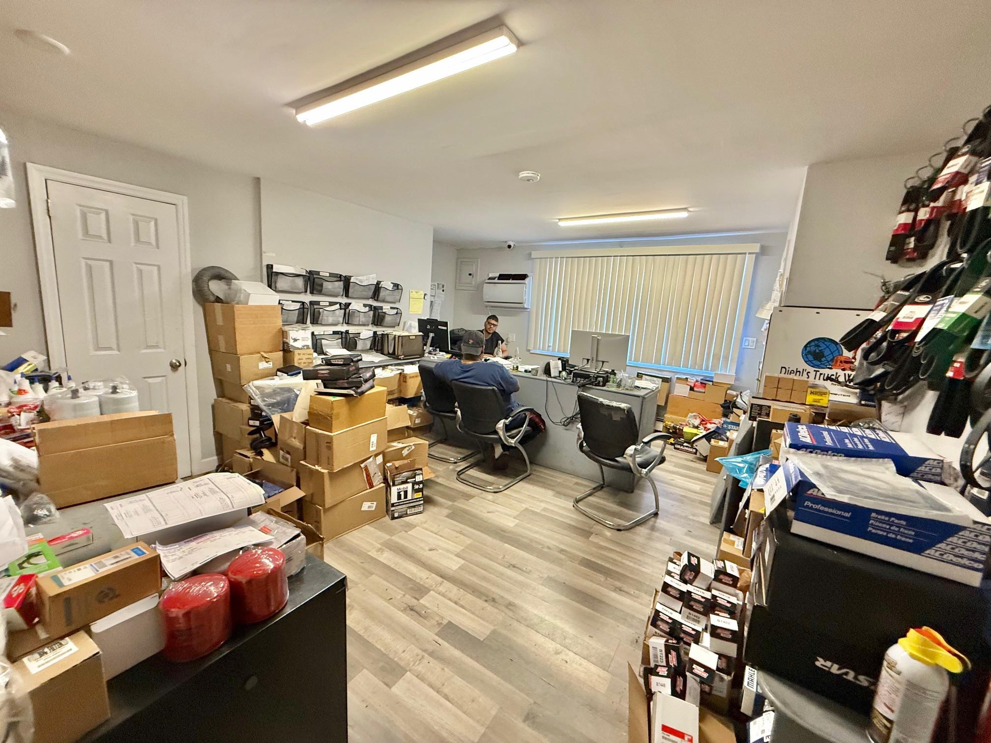 #19 photo, 146-10 + 16 + 20 Guy R. Brewer Boulevard, クイーンズ区 Jamaica , NY 11434