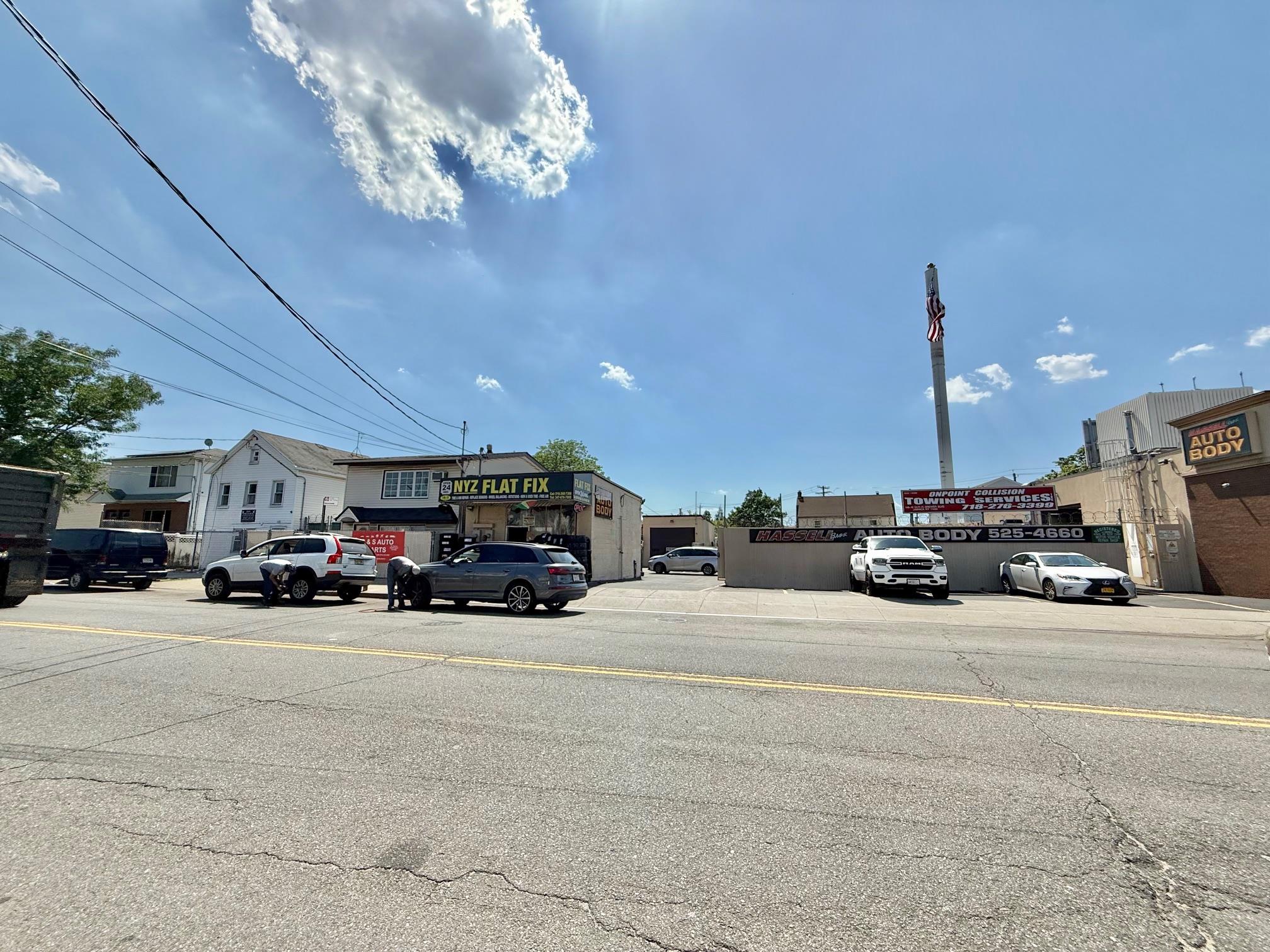 #2 photo, 146-10 + 16 + 20 Guy R. Brewer Boulevard, クイーンズ区 Jamaica , NY 11434