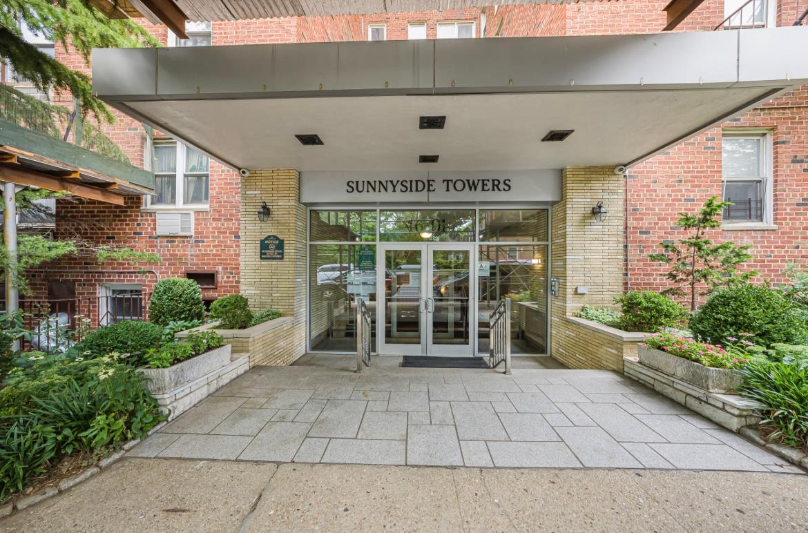 #1 photo, 46-01 39th Avenue, Woodside , NY 11104