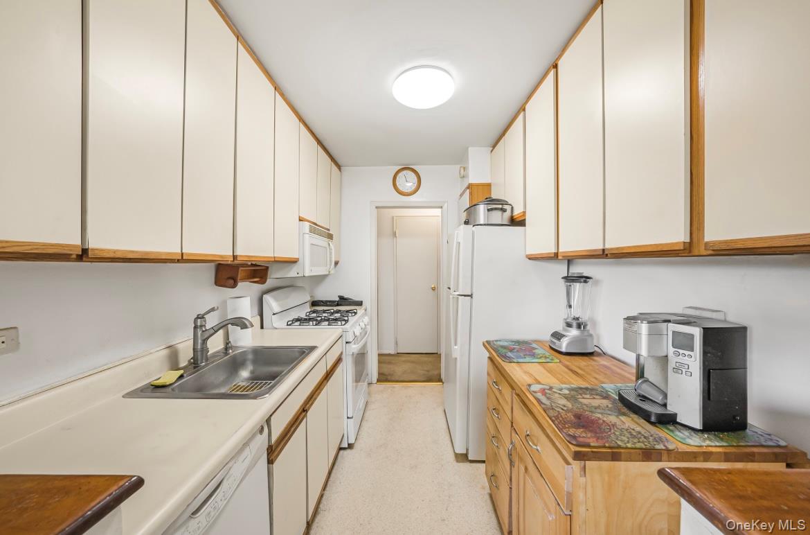 #7 photo, 46-01 39th Avenue, クイーンズ区 Woodside , NY 11104