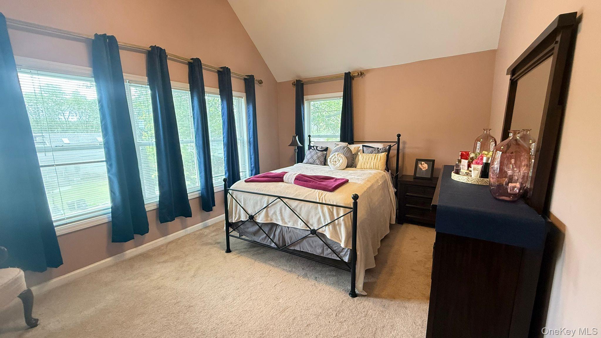 #17 photo, 65 Colin Drive, サフォーク郡 Shirley , NY 11967