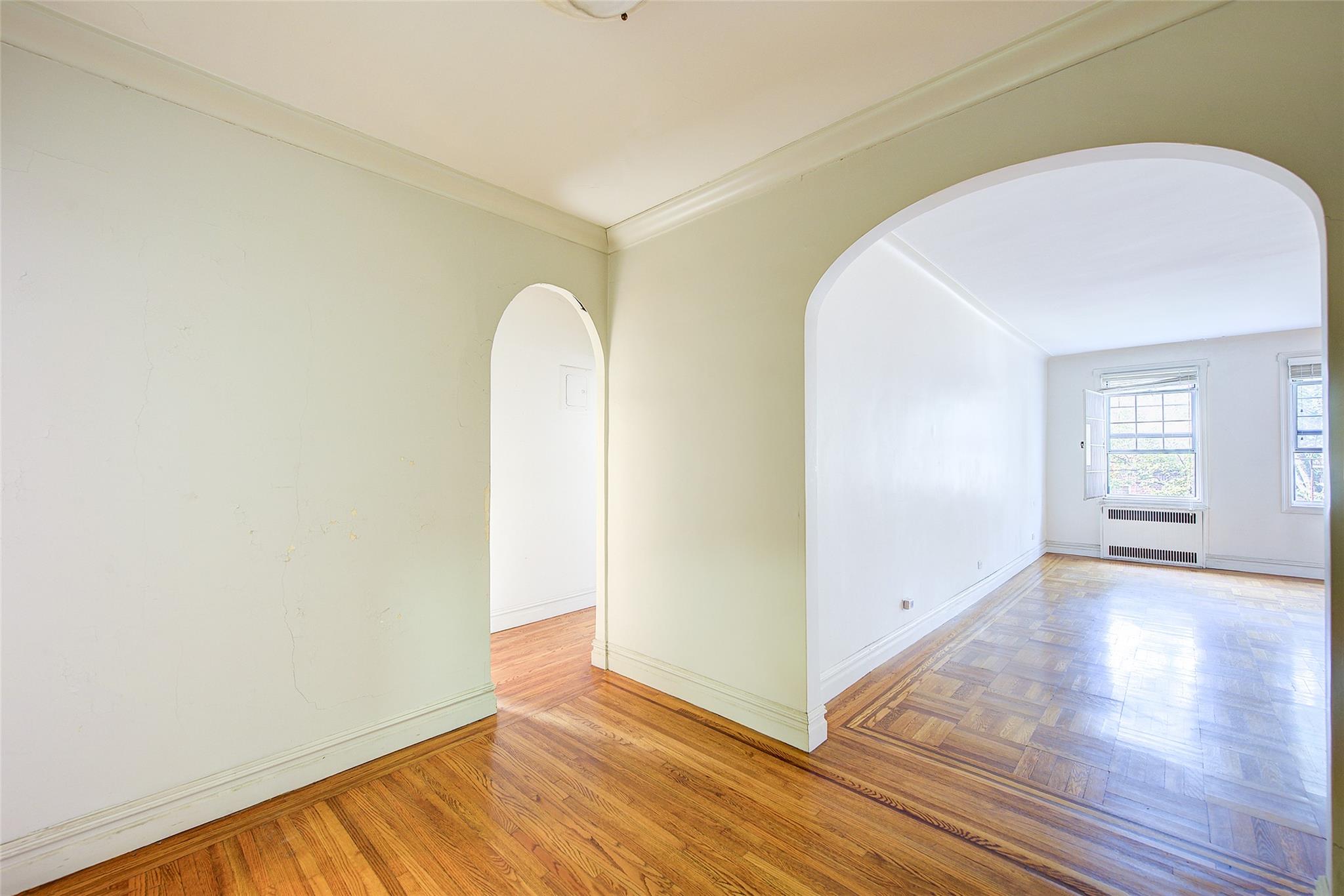 #3 photo, 117-01 Park Lane South, クイーンズ区 Kew Gardens , NY 11415