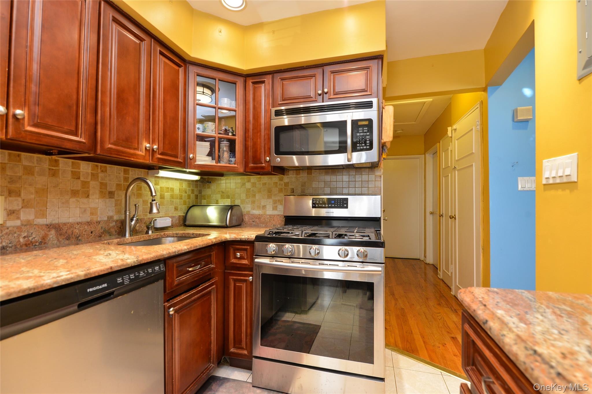 #12 photo, 1319 E 86th Street, ブルックリン区 Brooklyn , NY 11236