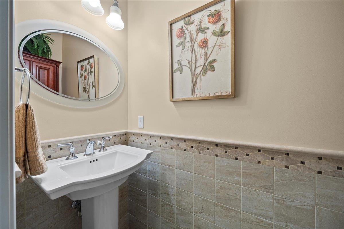 #13 photo, 102 Paget Lane, Massapequa , NY 11758