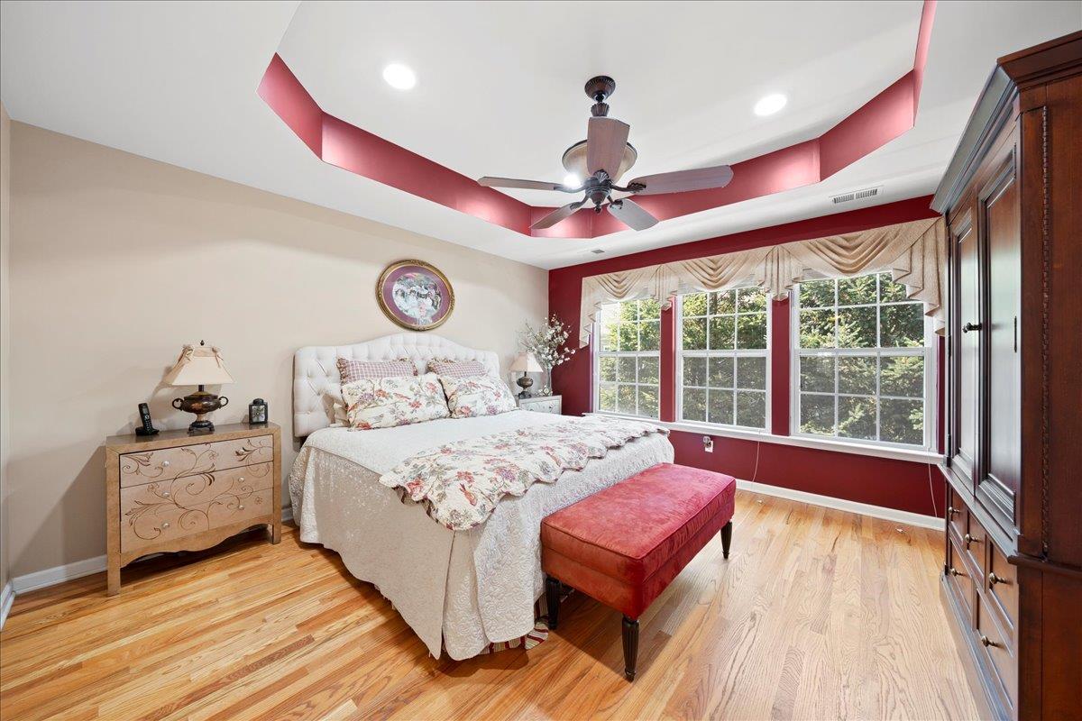 #14 photo, 102 Paget Lane, Massapequa , NY 11758