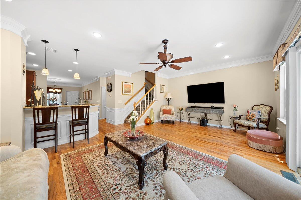 #4 photo, 102 Paget Lane, Massapequa , NY 11758