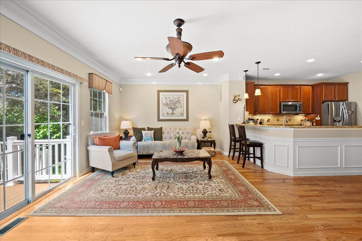 #8 photo, 102 Paget Lane, Massapequa , NY 11758