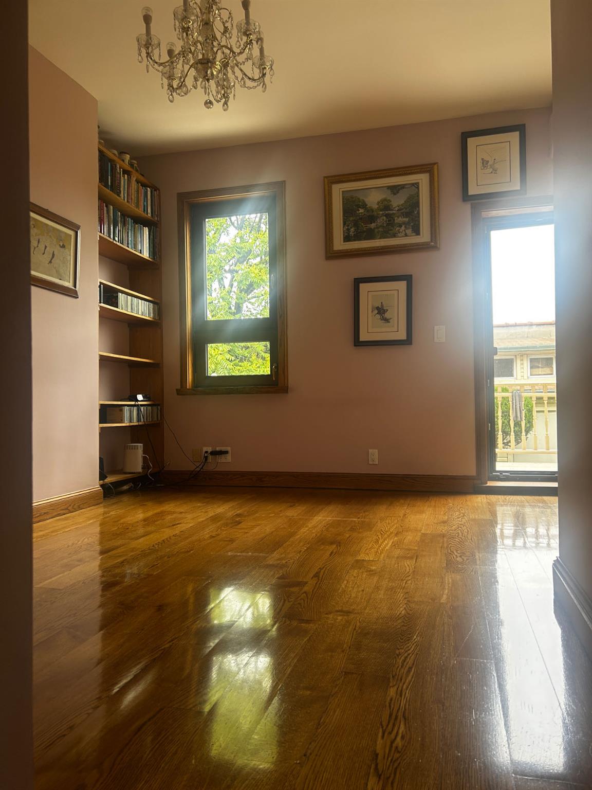 #8 photo, 5741 58th Street, 皇后區 麦斯佩斯 Maspeth , NY 11378