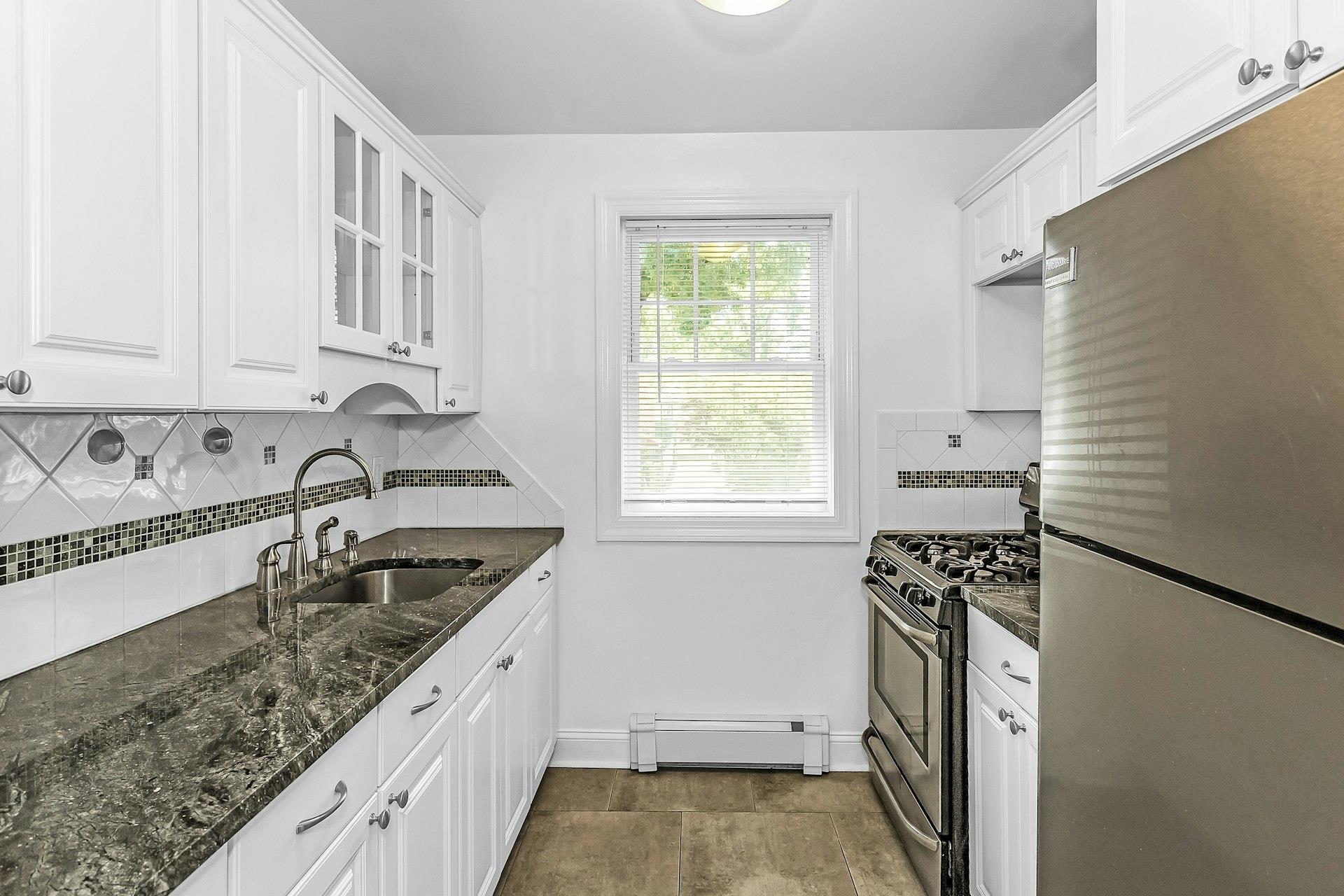 #9 photo, 78-07 Springfield Boulevard, クイーンズ区 Bayside , NY 11364