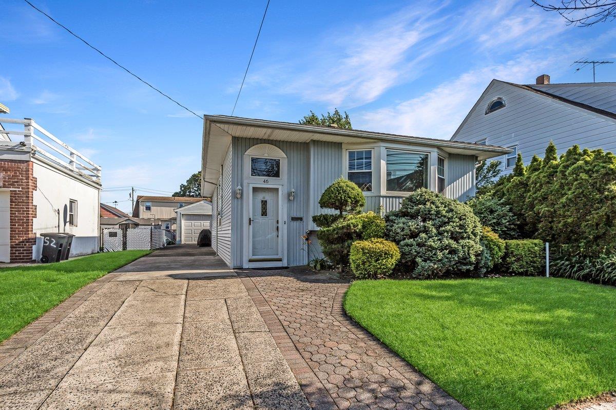 #1 photo, 46 Pine Street, ناسو Oceanside , NY 11572