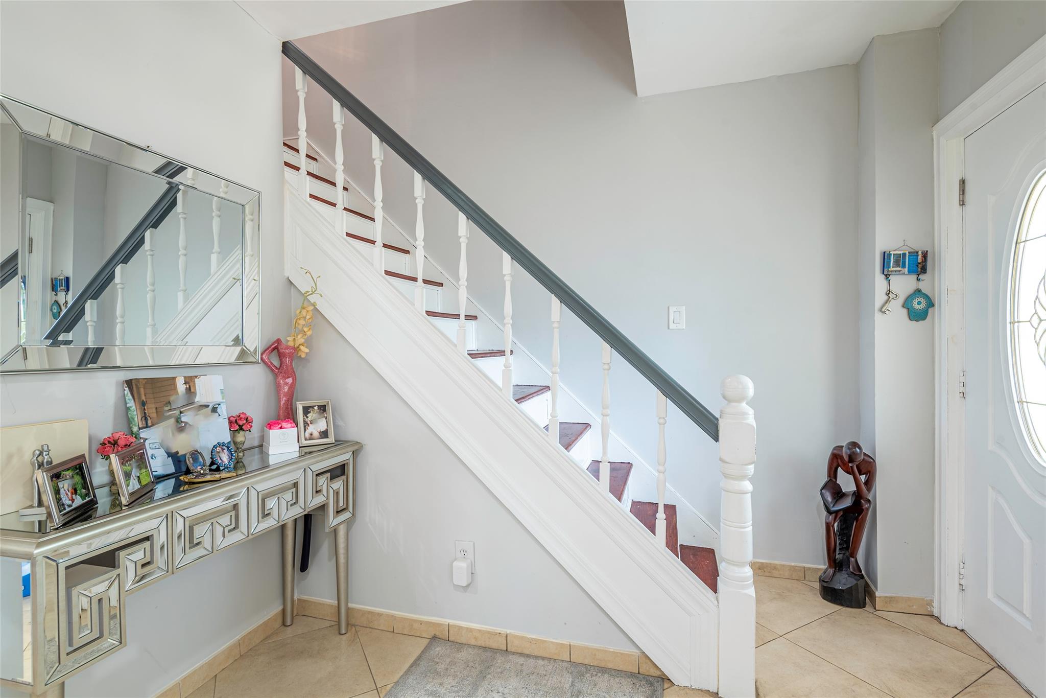 #17 photo, 17 Hicks Lane, ナッソー郡 Great Neck , NY 11024