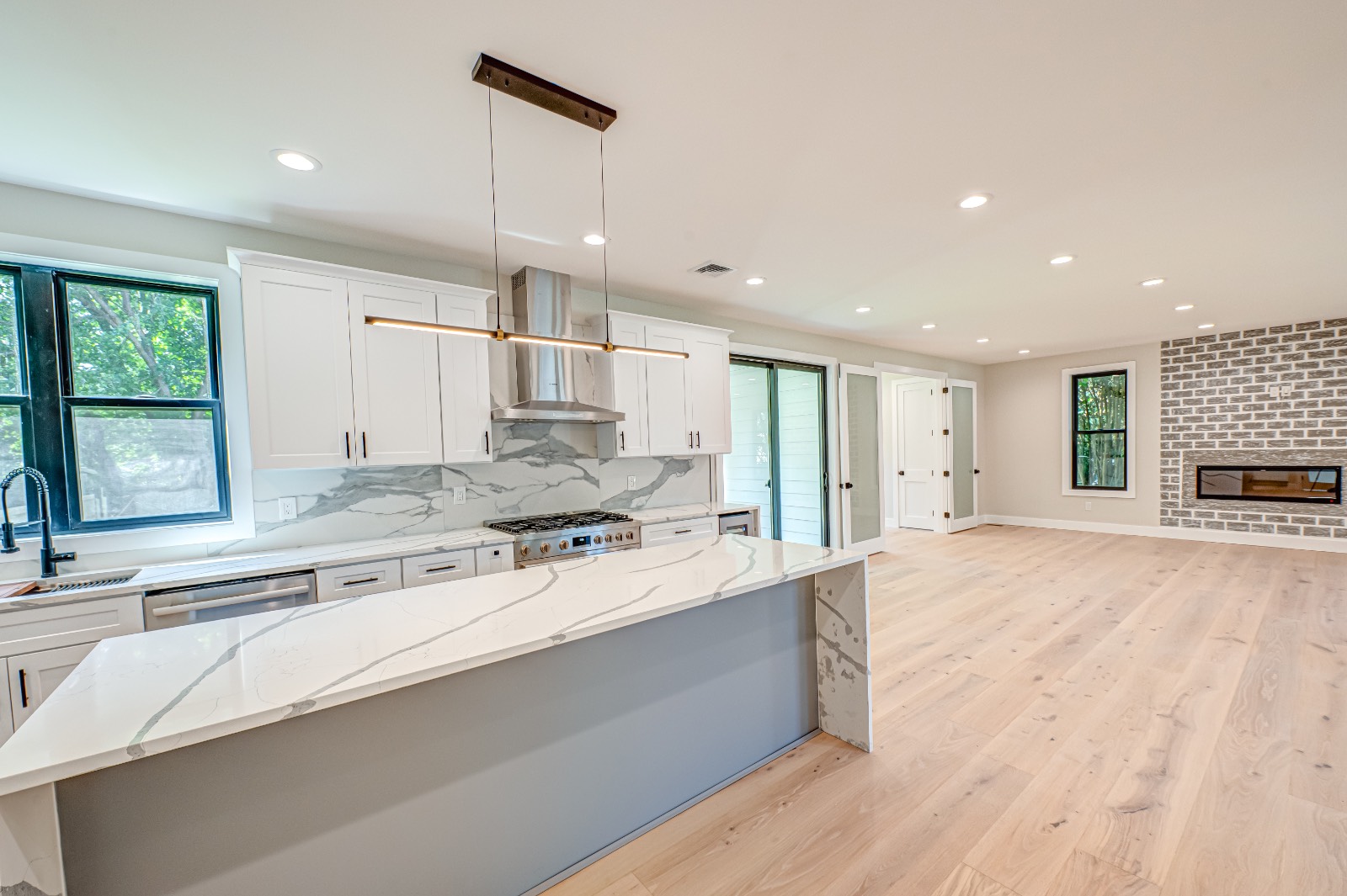 #7 photo, 120 Fifth Street, Saint James , NY 11780