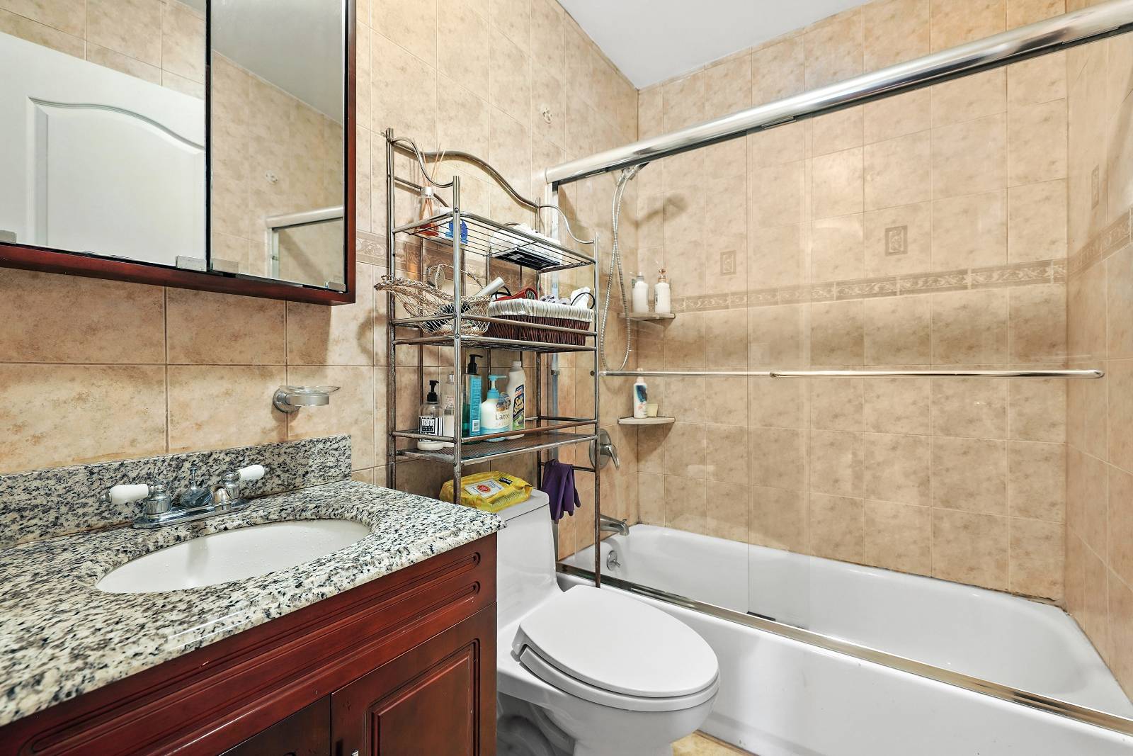 #15 photo, 42-19 214th pl, Bayside , NY 11361