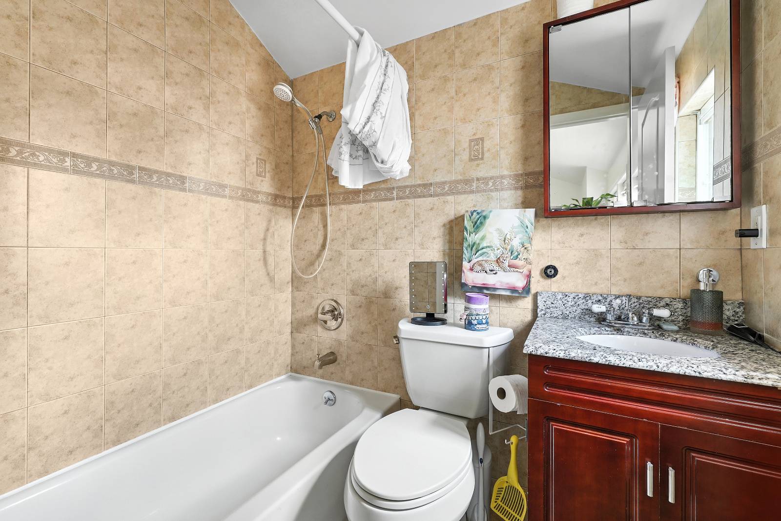 #32 photo, 42-19 214th pl, Bayside , NY 11361