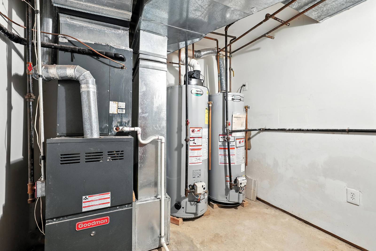 #36 photo, 42-19 214th pl, Bayside , NY 11361