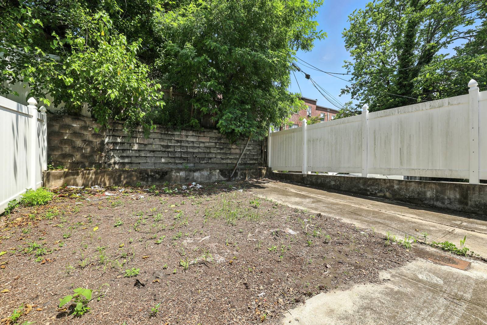 #40 photo, 42-19 214th pl, Bayside , NY 11361