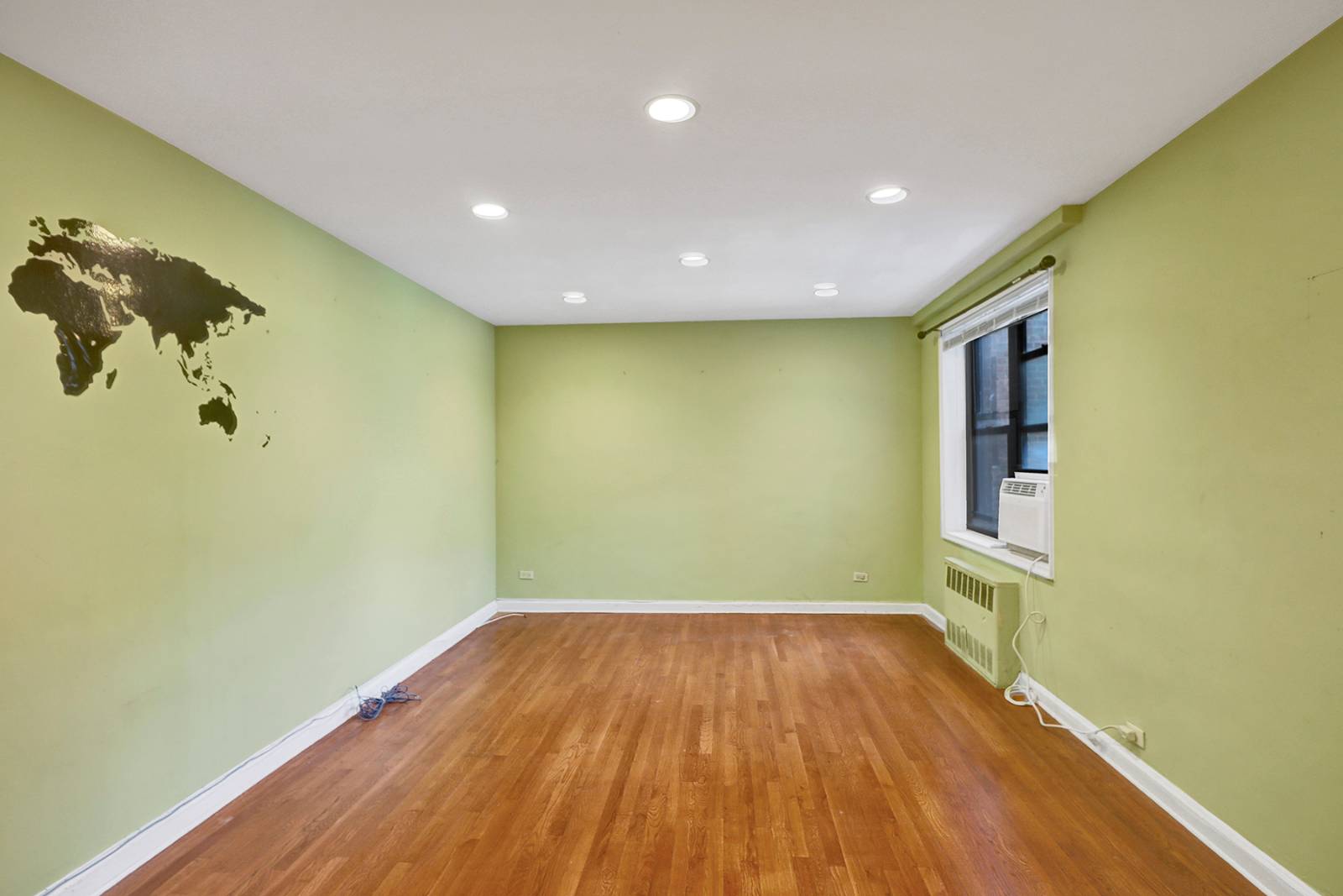 #6 photo, 2241 Plumb 1st St, #3N, ブルックリン区 Gerritsen Beach , NY 11229