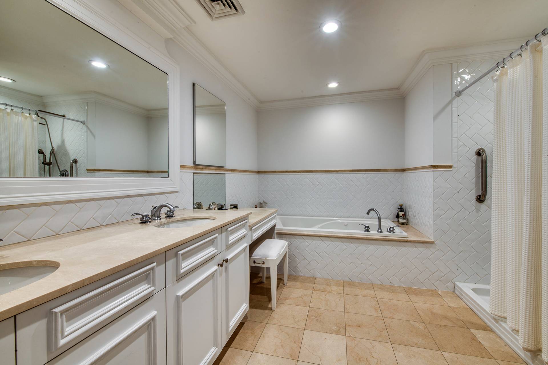 #9 photo, 122 Beach Road, サフォーク郡 Westhampton Beach , NY 11978