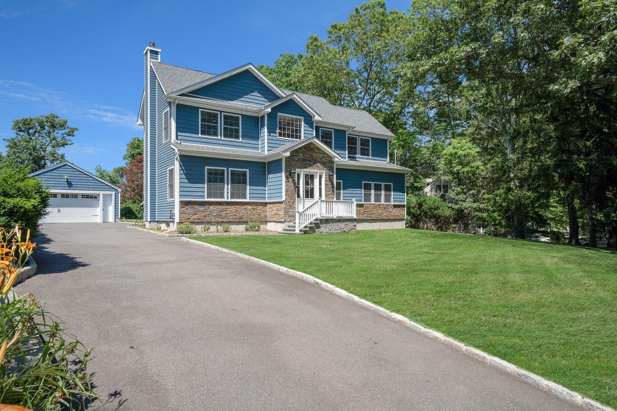 #1 photo, 206 Brooksite Drive, سوفولك Smithtown , NY 11787