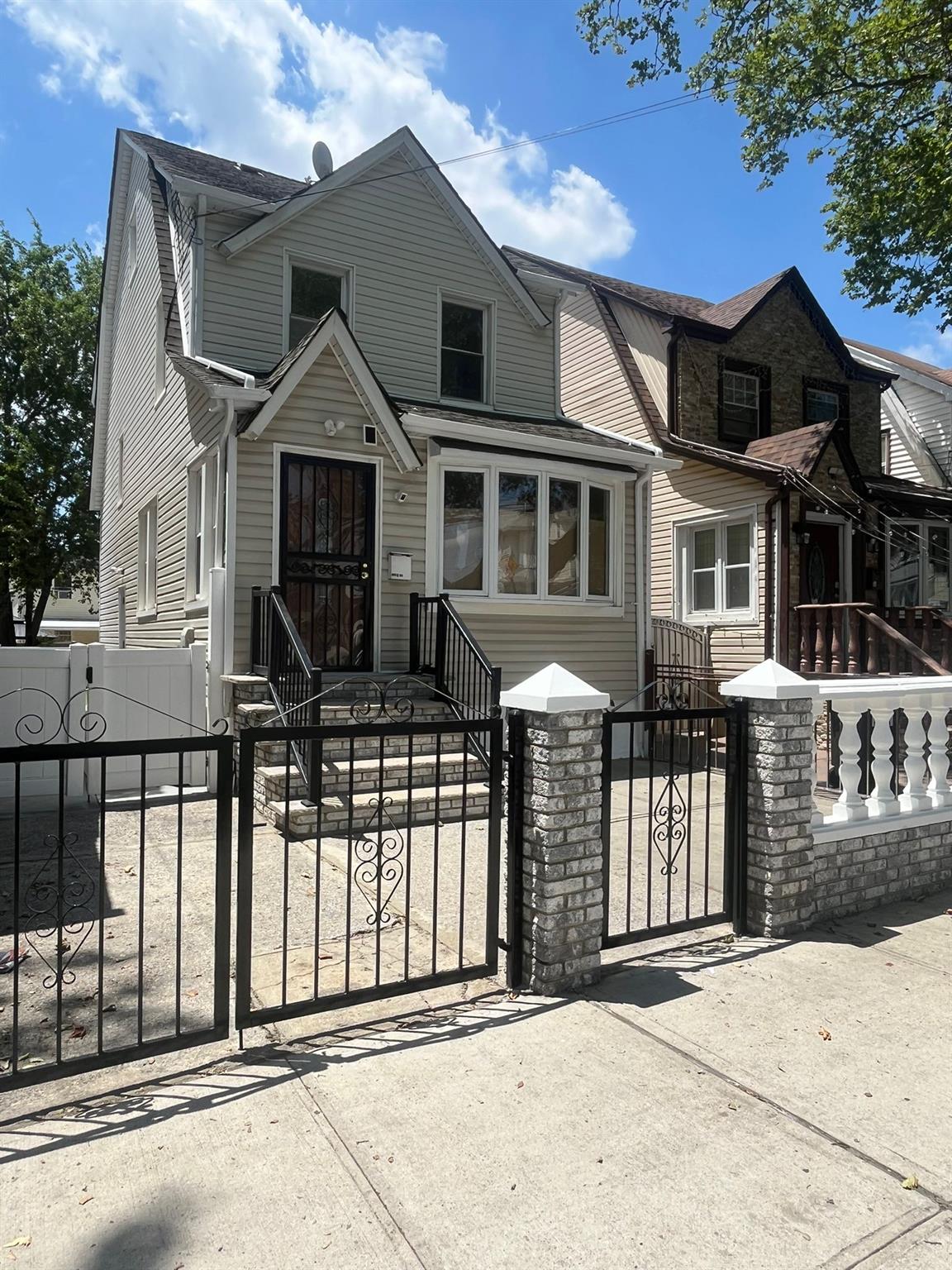 #1 photo, 116-16 130th Street, كوينز South Ozone Park , NY 11420