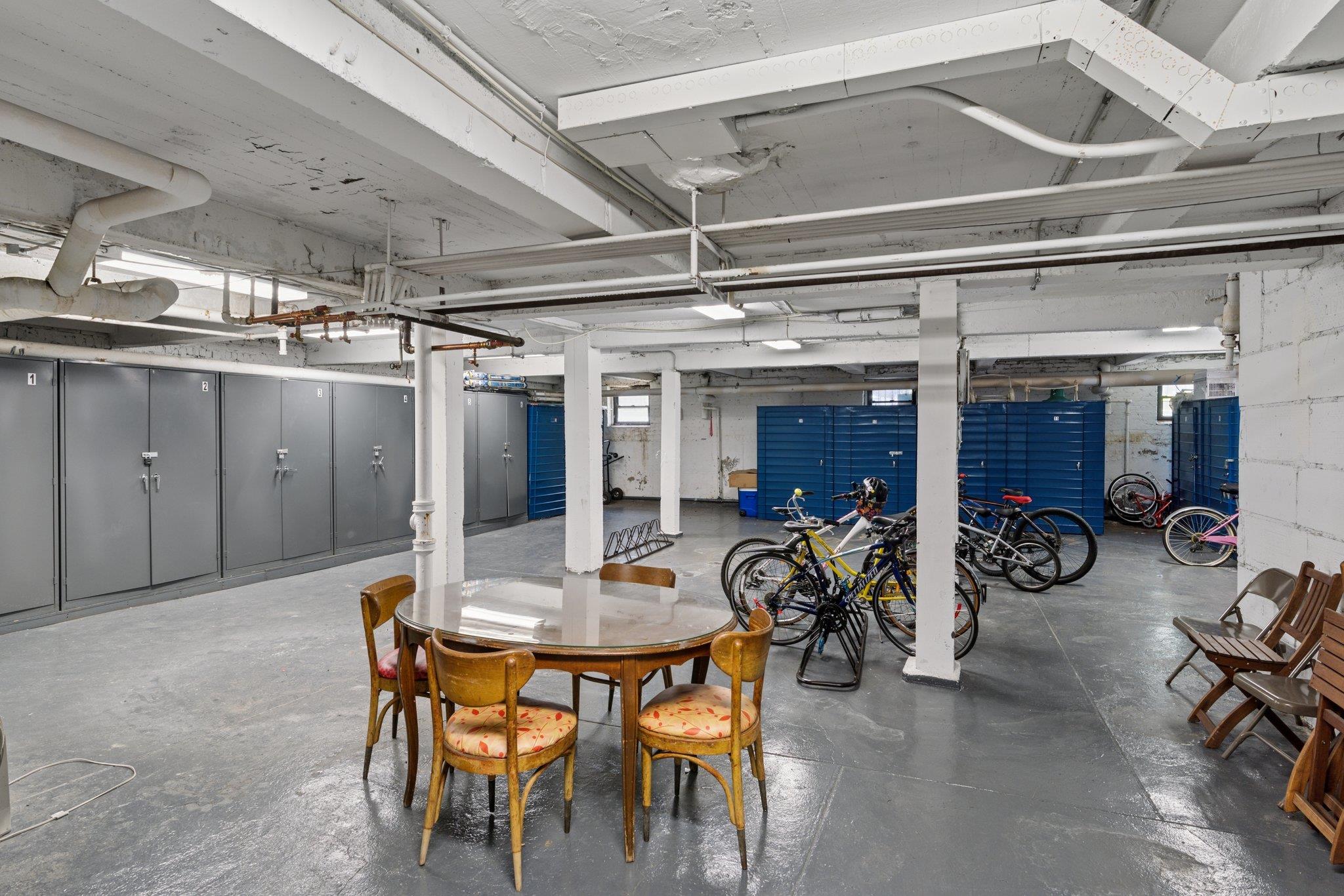 #15 photo, 2835 Bedford Avenue, ブルックリン区 Brooklyn , NY 11210